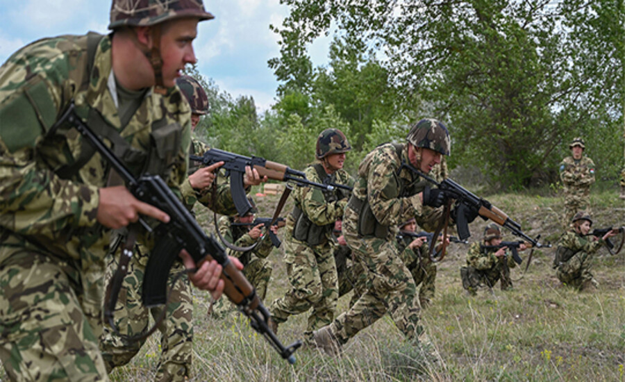 Hongarije sluit aan bij een herlevend Duits militair rijk